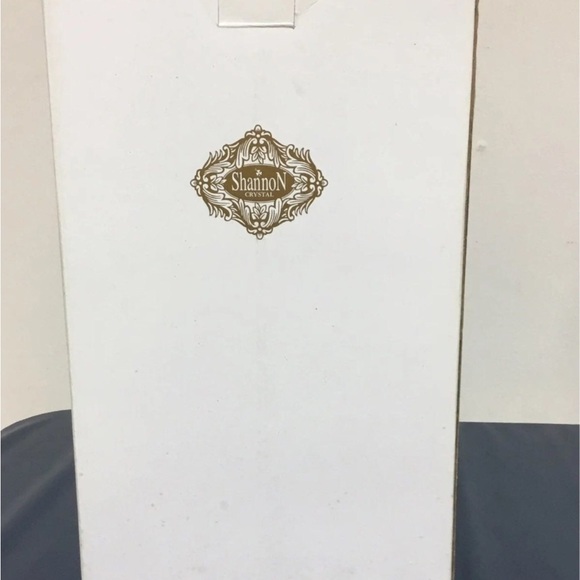 Vintage Shannon Crystal Champagne Flutes by Godinger - Picture 5 of 7